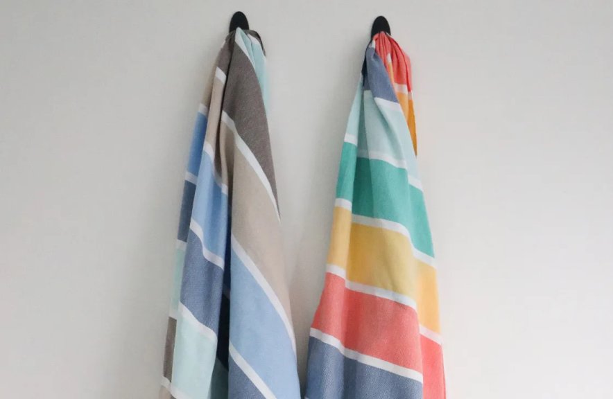 Inicia una Marca de Toallas de Playa: Toallas Personalizadas de Marca Blanca para Escuelas de Surf y Más